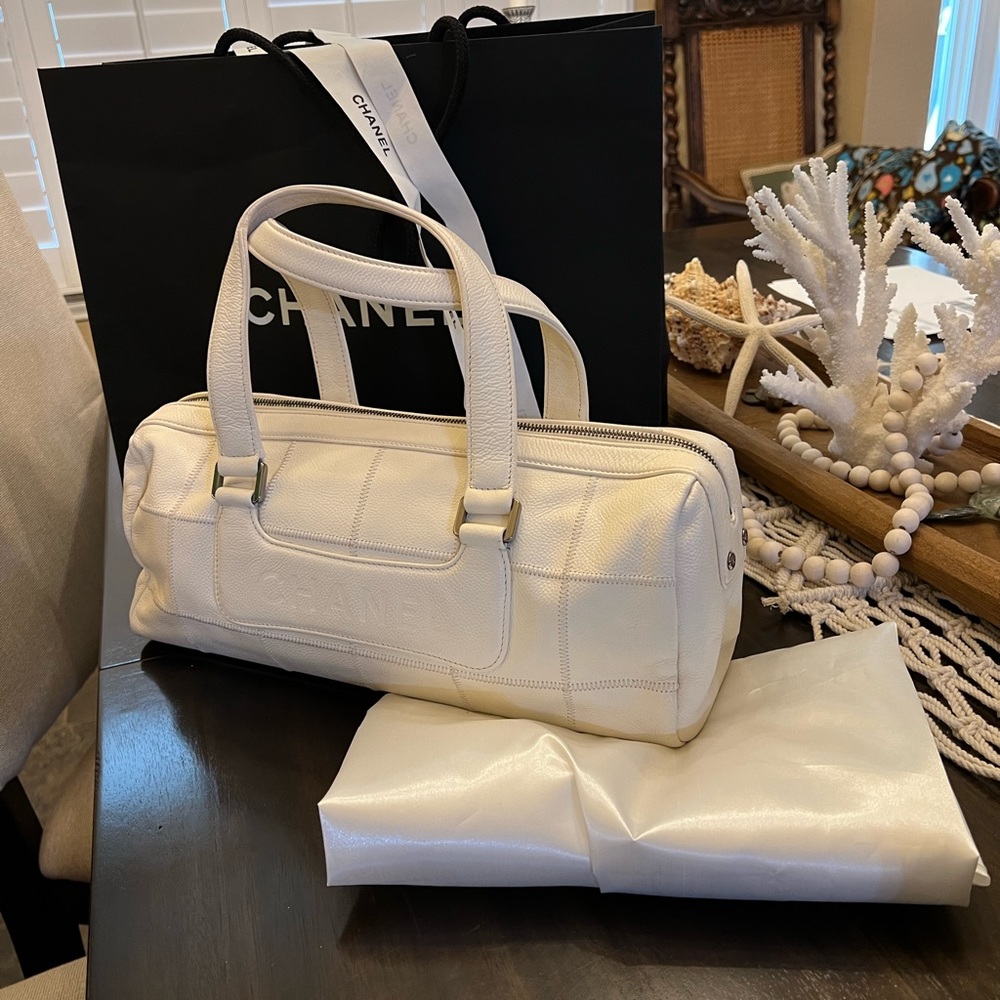 Chanel Chocolate Bar Caviar White Handbag 👜